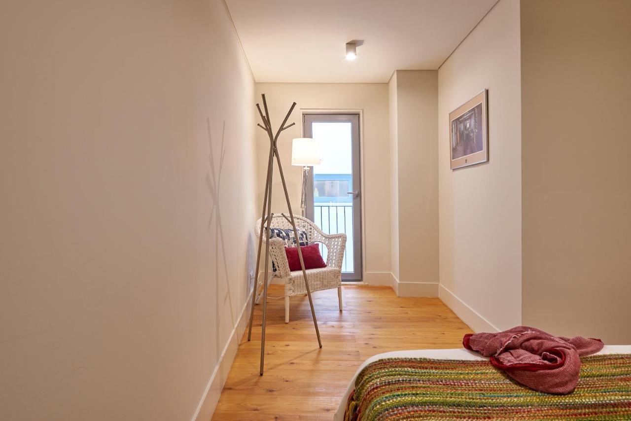 Modern Apartment Bica Dos Olhos Lisbon Room photo